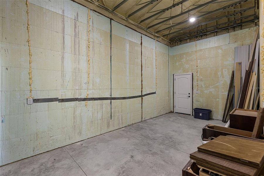 Additional Storage Behind the Garage Additional Storage Behind the Garage