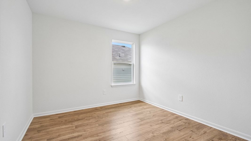 Spacious, unfurnished interior of a new home in Prairie Lakes, Buda (Image 25).