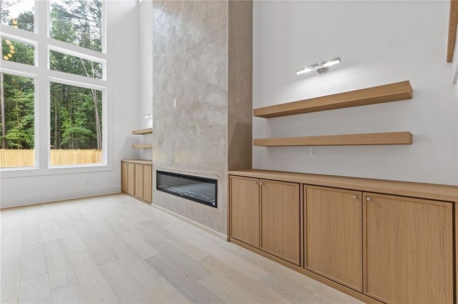 Image 90 of a home in .