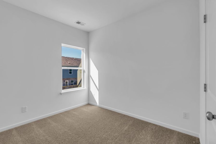 Spacious, unfurnished interior of a new home in Sweetbriar Place, Lebanon (Image 26). Spacious, unfurnished interior of a new home in Sweetbriar Place, Lebanon (Image 26).