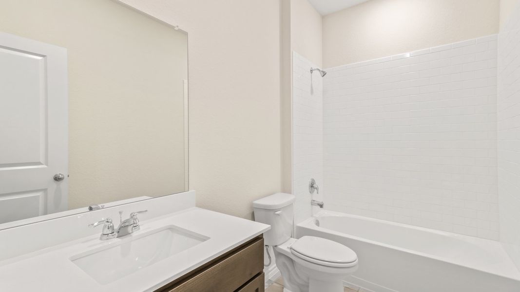 Furnished interior view inside a new home in Saddlebrook, Waxahachie (Image 3).