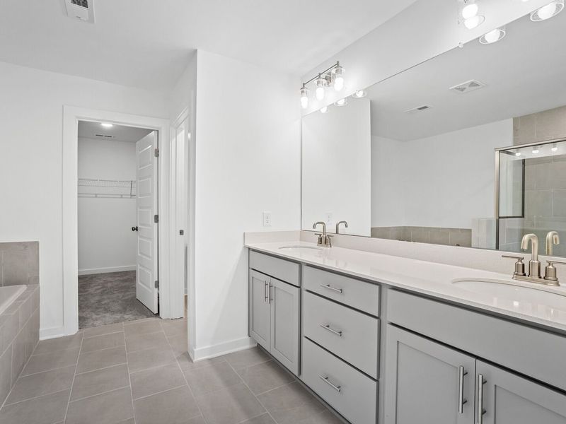 Furnished interior view inside a new home in Calista Farms, White House (Image 8).