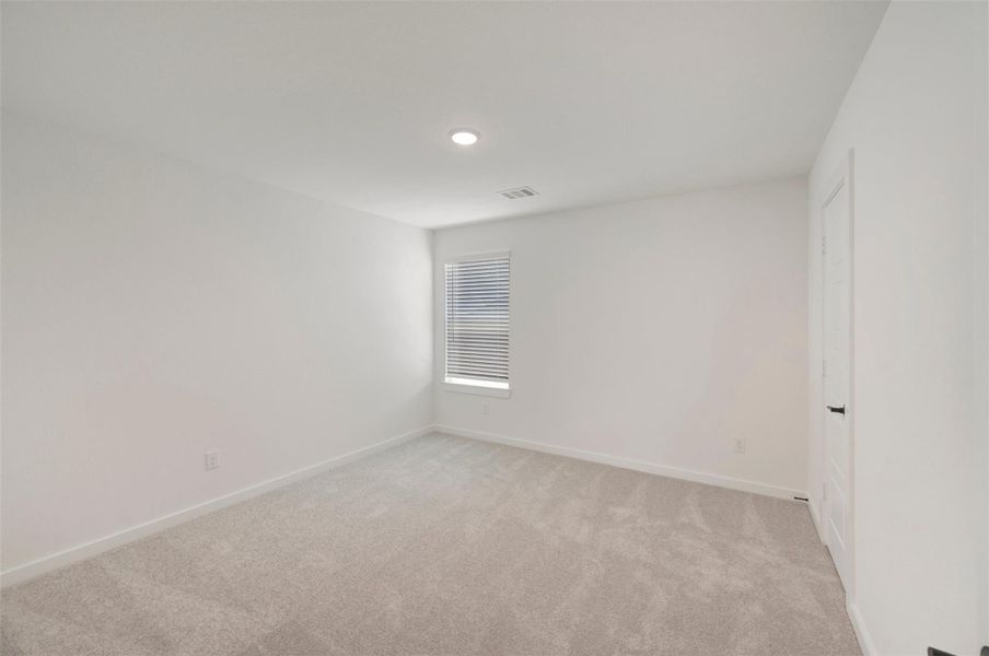 Spacious, unfurnished interior of a new home in Miller's Pond, Rosenberg (Image 23). Spacious, unfurnished interior of a new home in Miller's Pond, Rosenberg (Image 23).