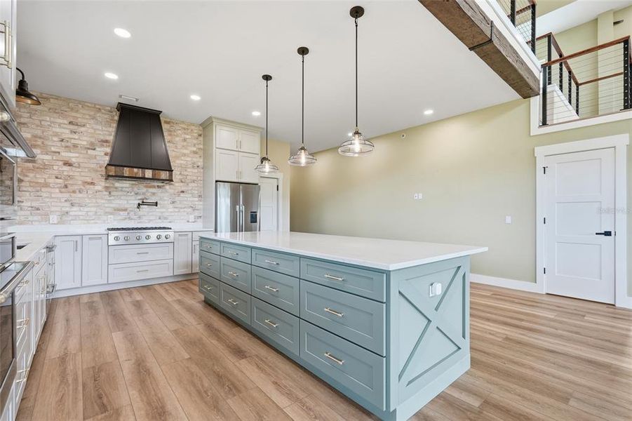 Furnished interior view inside a new home in , Arcadia (Image 6).