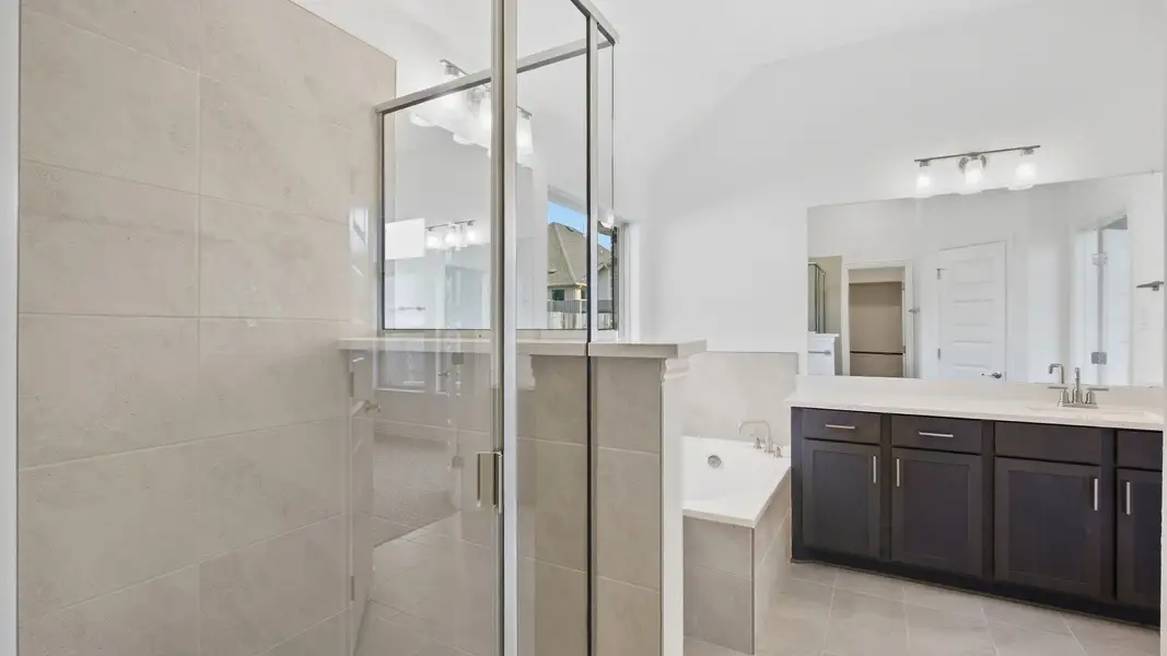 Furnished interior view inside a new home in Sunfield, Buda (Image 7).
