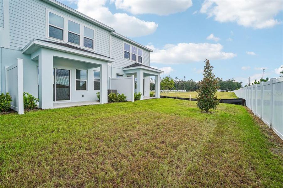 Exterior details and patio area of a home in Twin Oaks, Zephyrhills (Image 25). Exterior details and patio area of a home in Twin Oaks, Zephyrhills (Image 25).