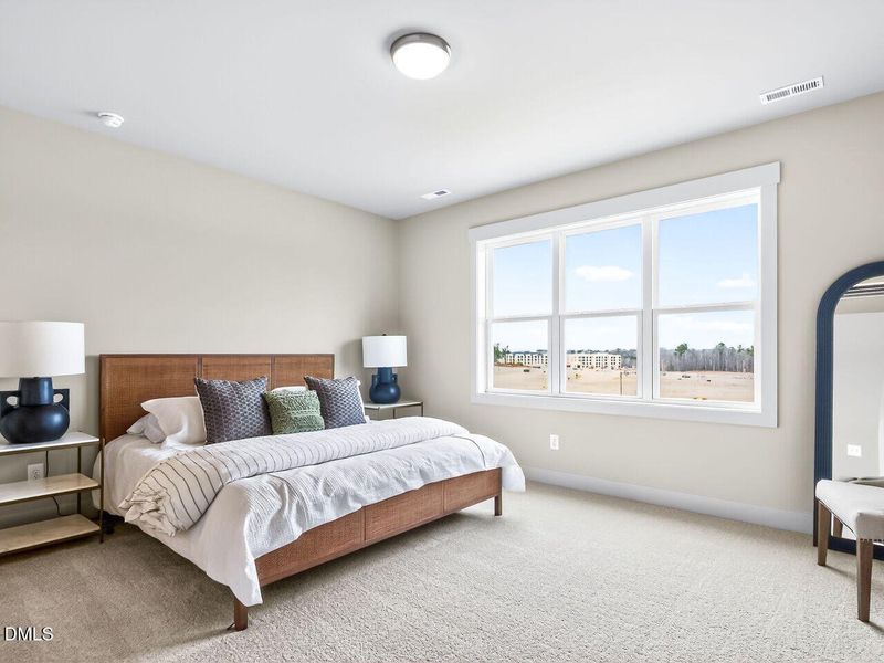 022-1280x960-primary-br