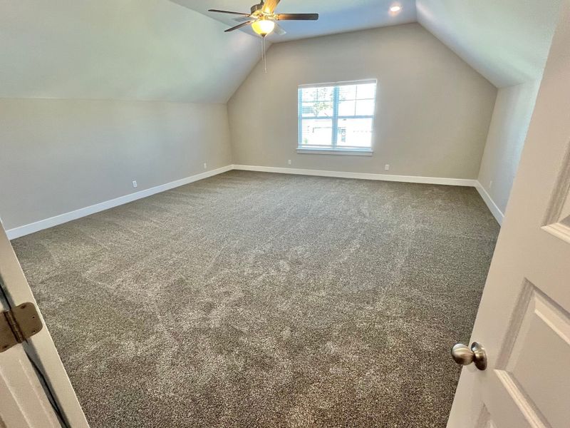 Spacious, unfurnished interior of a new home in Brandon Woods, Spring Hill (Image 9).