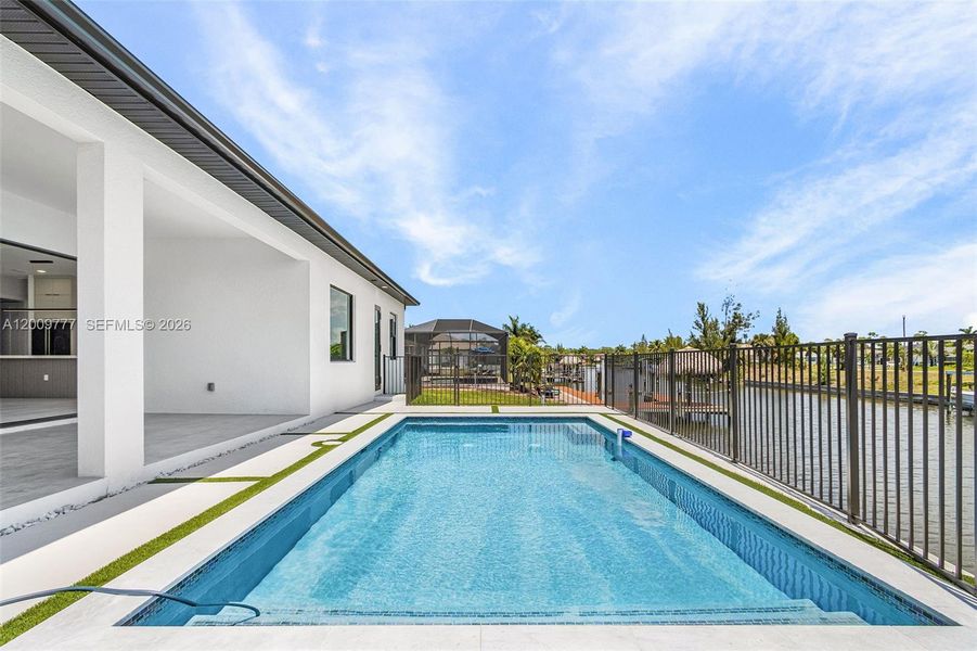 Exterior details and patio area of a home in , Cape Coral (Image 4).