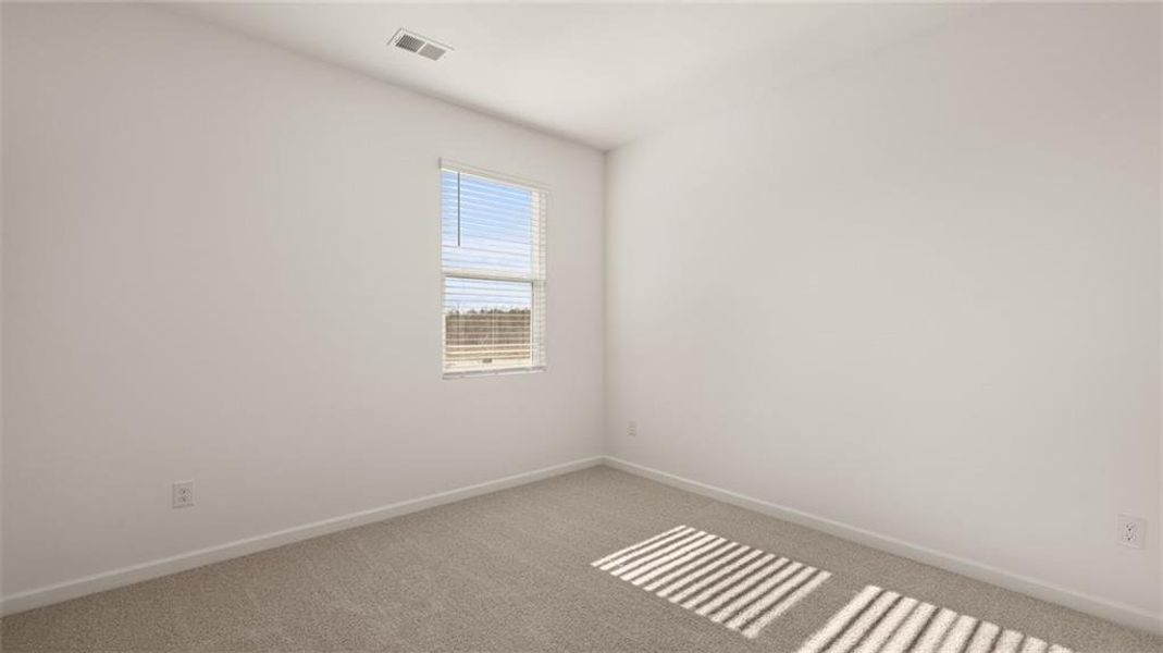 Spacious, unfurnished interior of a new home in Poplar Preserve, Newnan (Image 32).