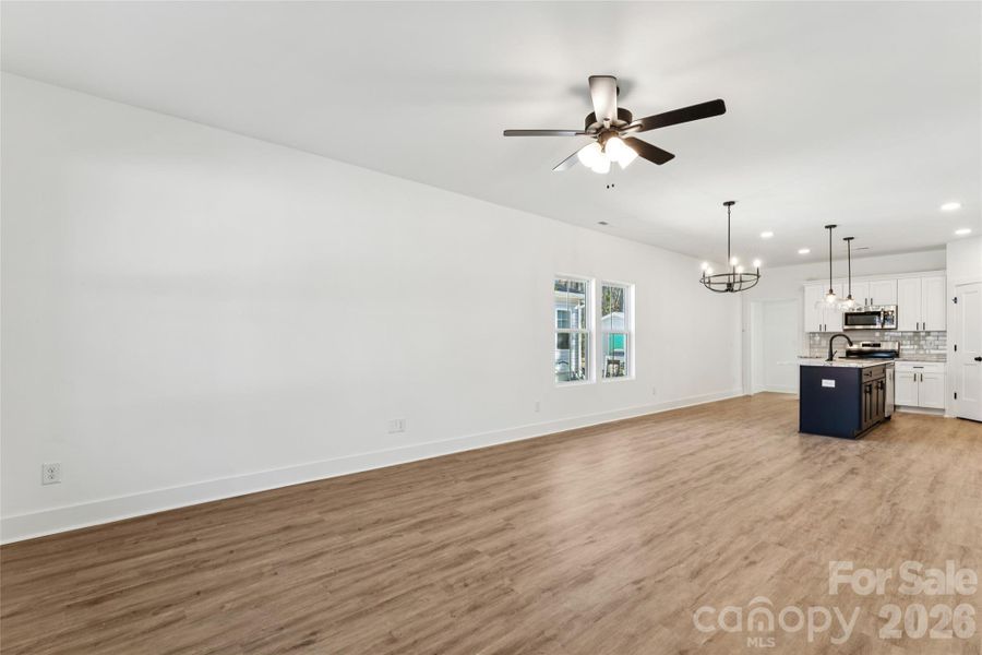 Spacious, unfurnished interior of a new home in , Rock Hill (Image 9).