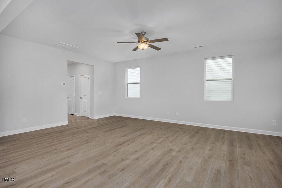 Spacious, unfurnished interior of a new home in Gregory Village, Lillington (Image 22).