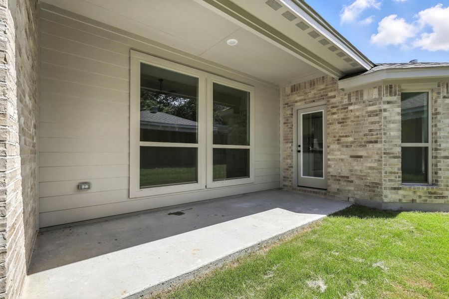 Representative exterior details of a home built from the Iverson I by Cheldan Homes in Terra Vista, Springtown (Image 4). Representative exterior details of a home built from the Iverson I by Cheldan Homes in Terra Vista, Springtown (Image 4).