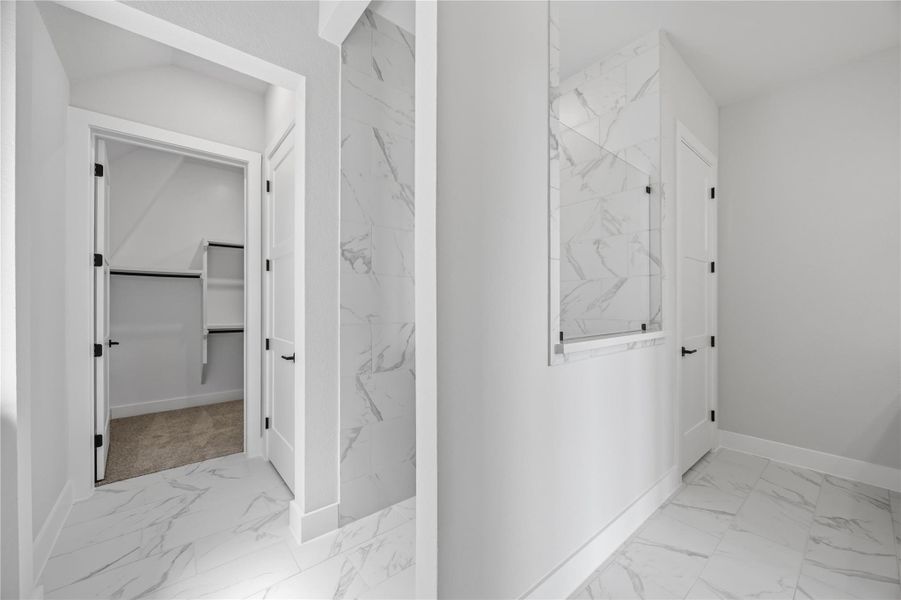 Spacious, unfurnished interior of a new home in Ellwood, Iowa Colony (Image 25). Spacious, unfurnished interior of a new home in Ellwood, Iowa Colony (Image 25).