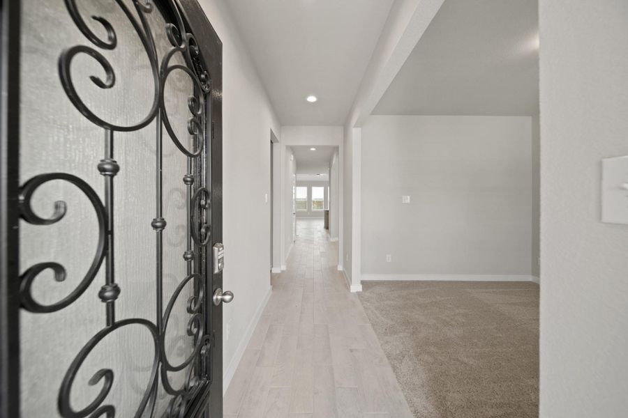 Furnished interior view inside a new home in Beacon Hill, Waller (Image 3).