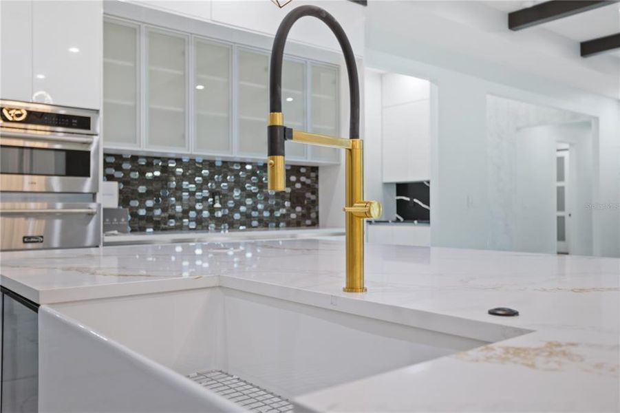Close-up of interior finishes inside a home in , Eustis (Image 44).