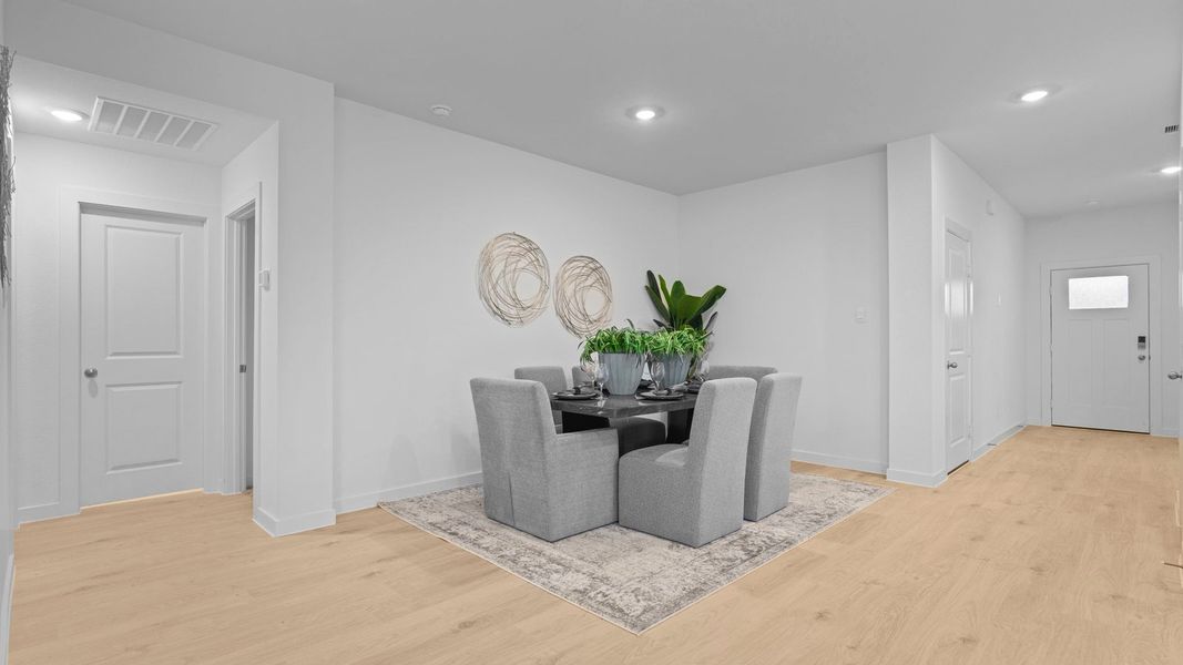 Representative furnished interior of a home built from the Lakeway by D.R. Horton in Tamarron, Brookshire (Image 10). Representative furnished interior of a home built from the Lakeway by D.R. Horton in Tamarron, Brookshire (Image 10).