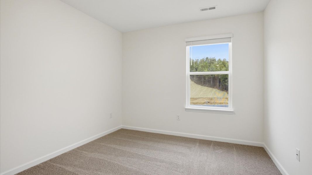 Spacious, unfurnished interior of a new home in Cherokee Crossing, Kodak (Image 19).
