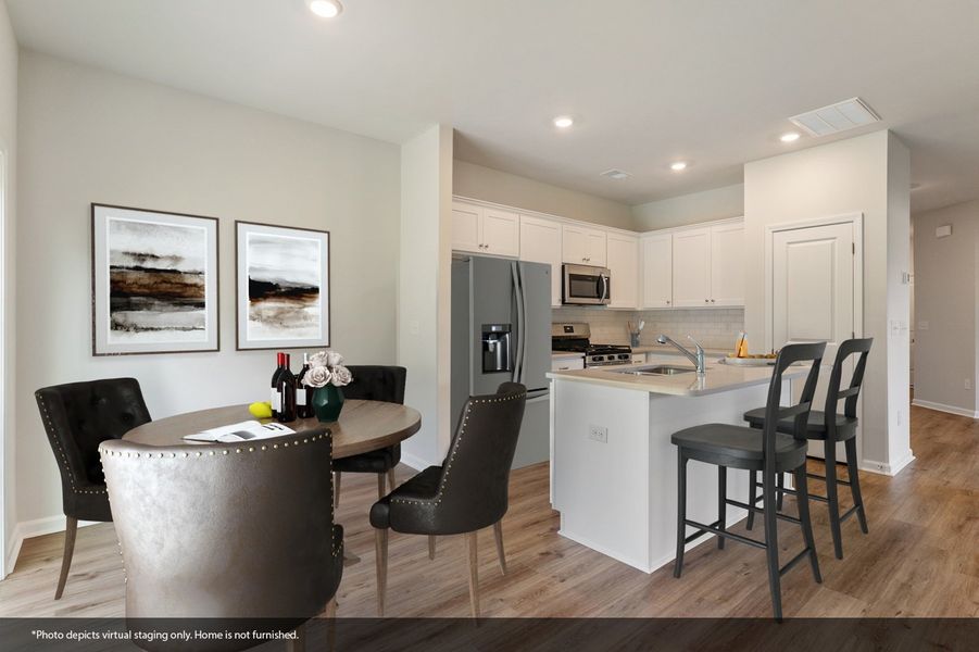 Furnished interior view inside a new home in Richmond Hill, Inman (Image 5).