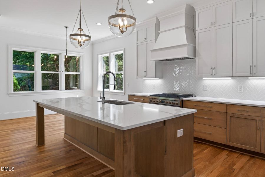 17-web-or-mls-402 Willow St - 17