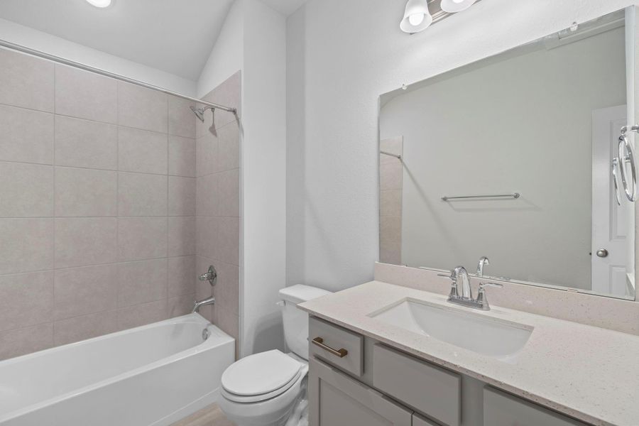 Furnished interior view inside a new home in Sienna 45', 50', Missouri City (Image 10). Furnished interior view inside a new home in Sienna 45', 50', Missouri City (Image 10).