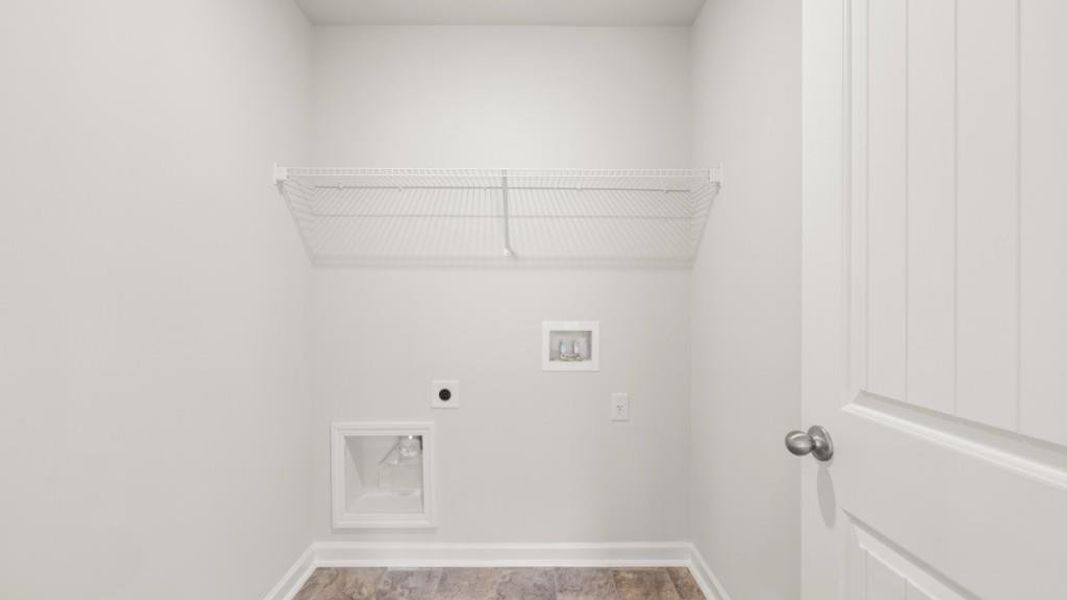 Spacious, unfurnished interior of a new home in Parkside at Carter Grove, Cartersville (Image 34).