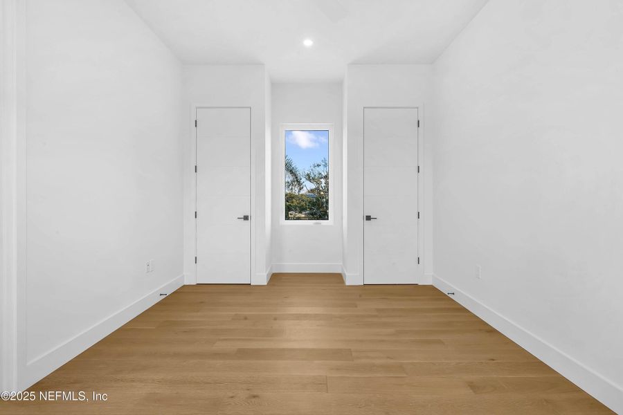 Spacious, unfurnished interior of a new home in , St. Augustine (Image 20).