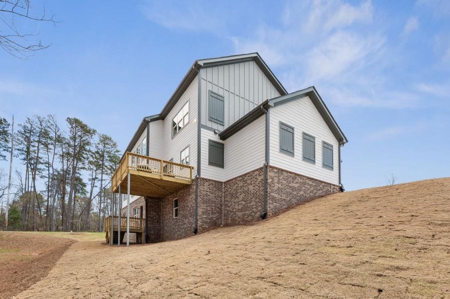 Exterior details and patio area of a home in Arden on Lanier, Cumming (Image 4).