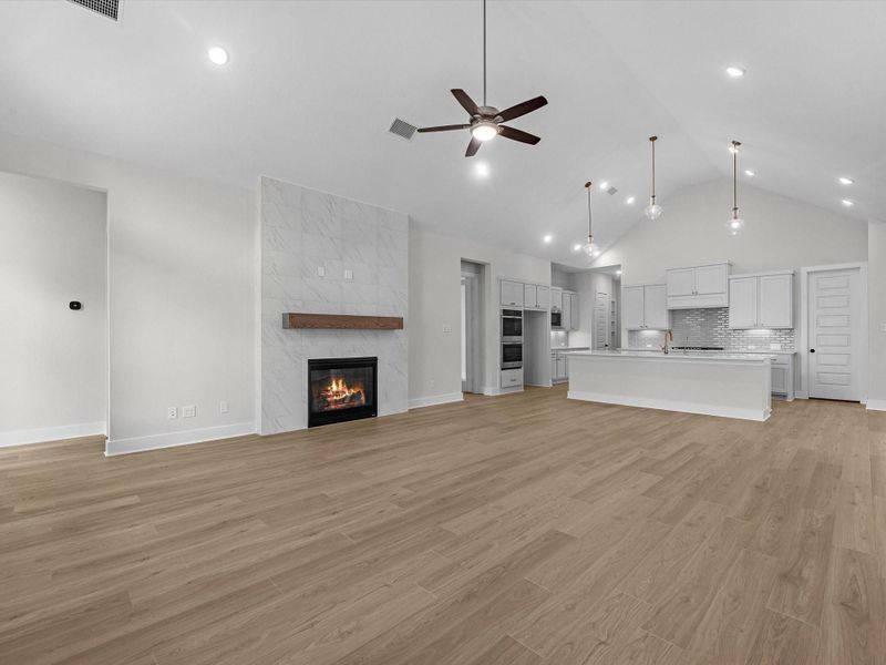 Spacious, unfurnished interior of a new home in Dunham Pointe, Cypress (Image 19). Spacious, unfurnished interior of a new home in Dunham Pointe, Cypress (Image 19).