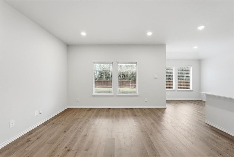 Spacious, unfurnished interior of a new home in , Princeton (Image 16).