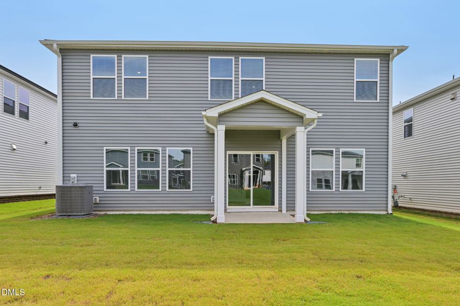 41-web-or-mls-Raleigh - Oak Manor - 744