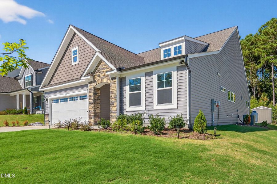 4-web-or-mls-661 Highview (10 of 32)