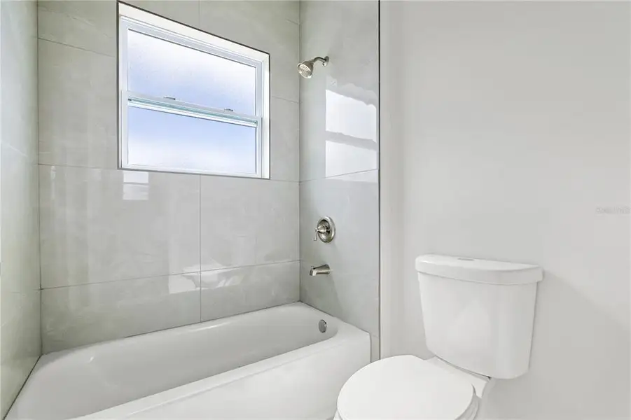 Furnished interior view inside a new home in , Ocala (Image 4).