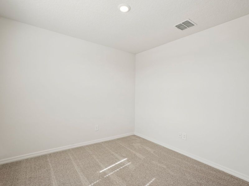 Spacious, unfurnished interior of a new home in Magnolia Bay - Classic Series, Nokomis (Image 9).