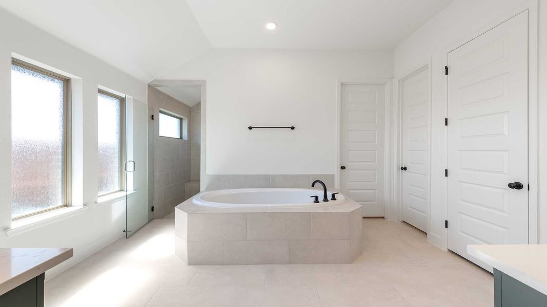 Furnished interior view inside a new home in Cambridge Crossing, Celina (Image 12).