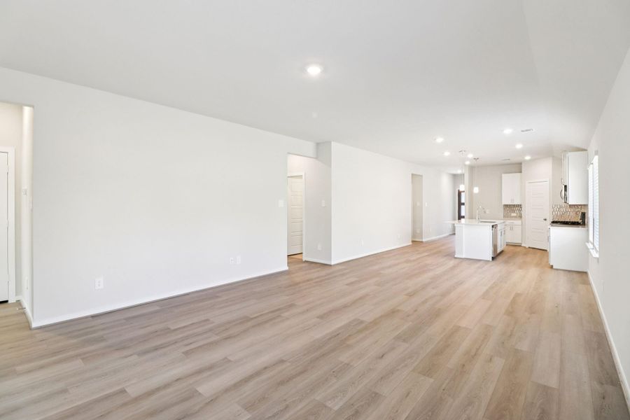 Spacious, unfurnished interior of a new home in Pine Lake Cove - Premier Series, Montgomery (Image 15). Spacious, unfurnished interior of a new home in Pine Lake Cove - Premier Series, Montgomery (Image 15).