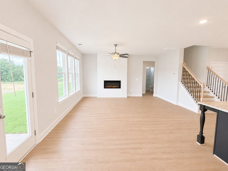 Spacious, unfurnished interior of a new home in Harley Farms South, Bonaire (Image 16). Spacious, unfurnished interior of a new home in Harley Farms South, Bonaire (Image 16).