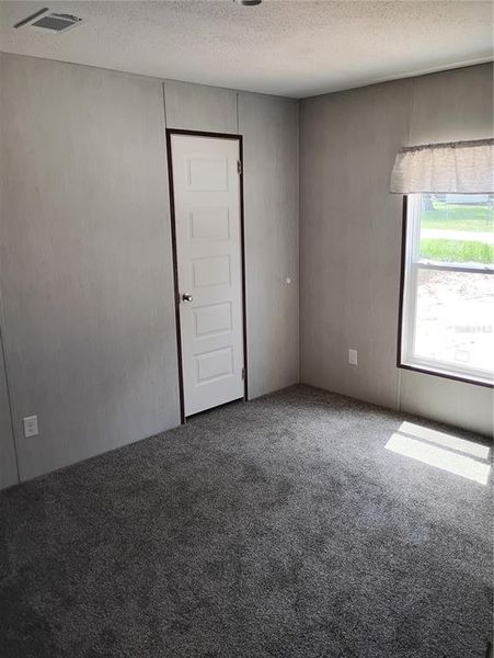 Spacious, unfurnished interior of a new home in , Ocklawaha (Image 6). Spacious, unfurnished interior of a new home in , Ocklawaha (Image 6).
