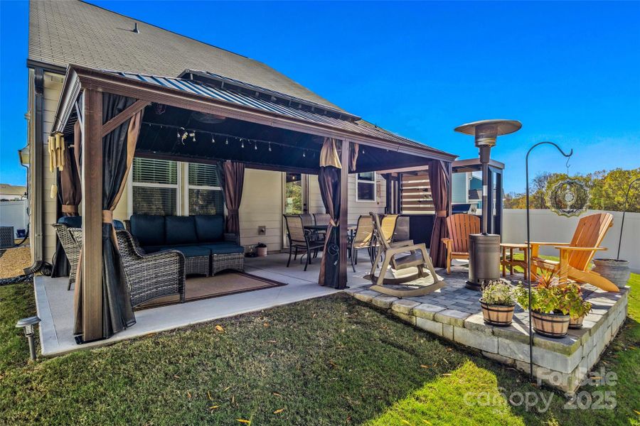 Exterior details and patio area of a home in , York (Image 24).