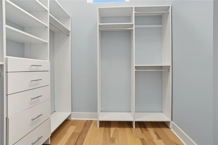 Spacious, unfurnished interior of a new home in , Marietta (Image 25).