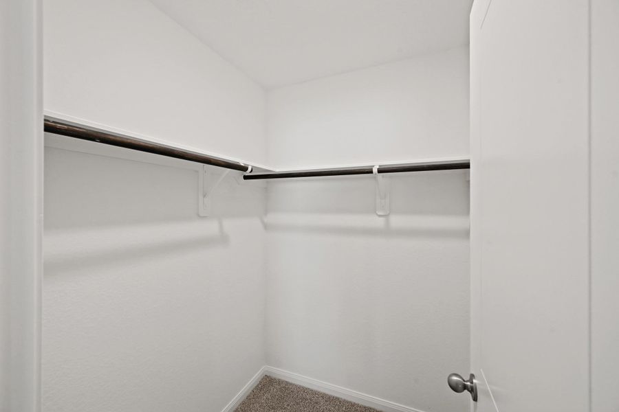 Spacious, unfurnished interior of a new home in , Conroe (Image 16).