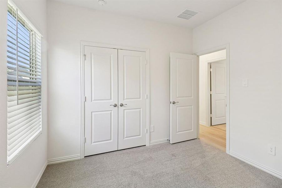 Spacious, unfurnished interior of a new home in Lakehaven - Spring Series, Farmersville (Image 24).