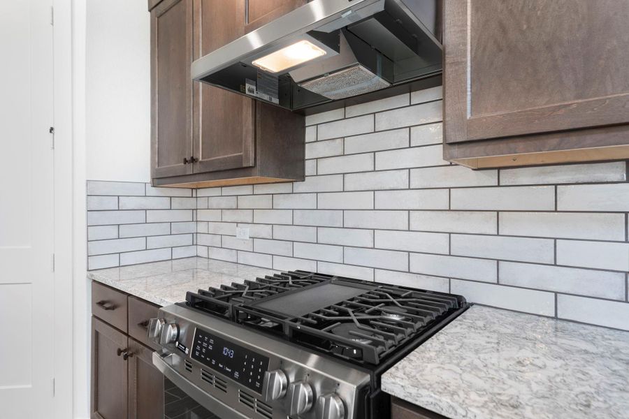 Close-up of interior finishes inside a home in Riceland, Mont Belvieu (Image 13).