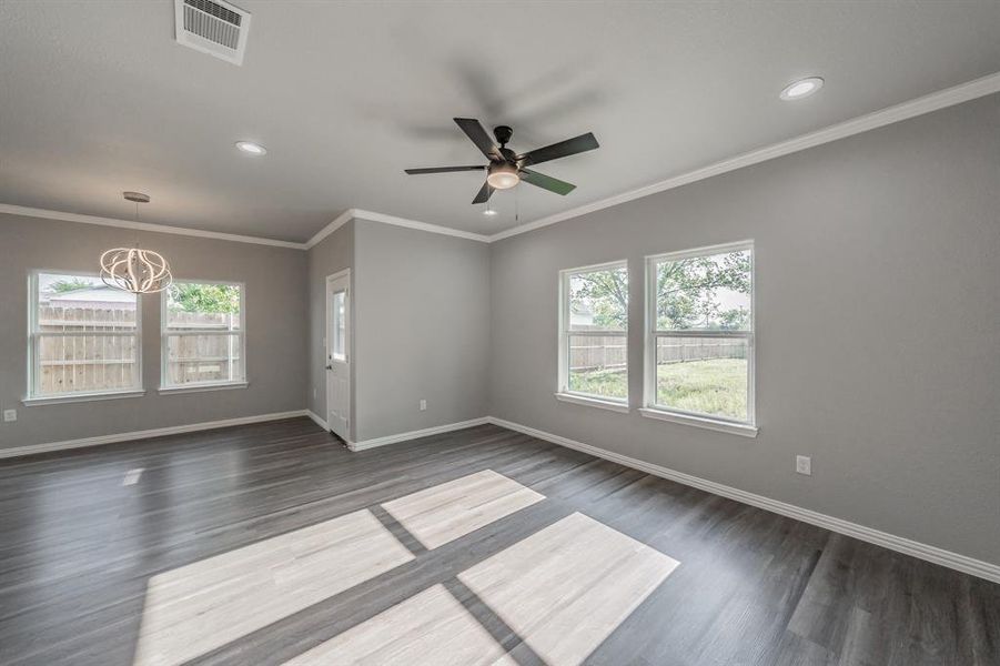 Spacious, unfurnished interior of a new home in , Fort Worth (Image 36).