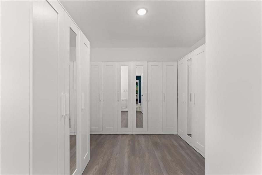 Spacious, unfurnished interior of a new home in , Snellville (Image 19).