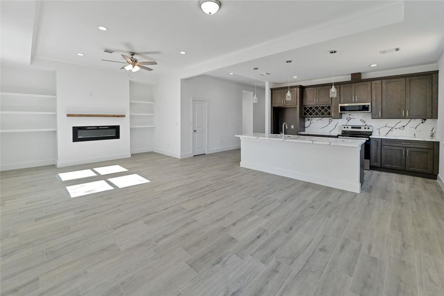 Spacious, unfurnished interior of a new home in , Montgomery (Image 12).