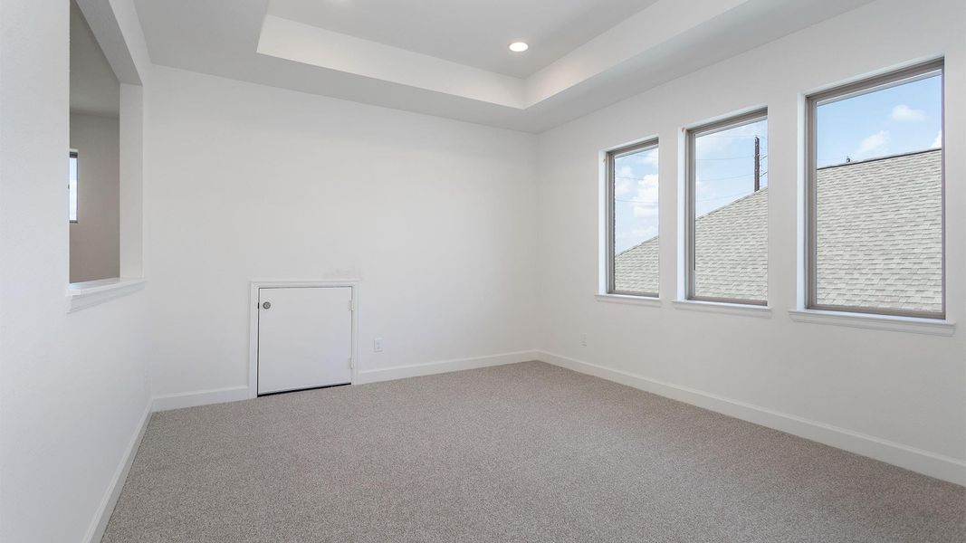Spacious, unfurnished interior of a new home in Candela, Richmond (Image 11).