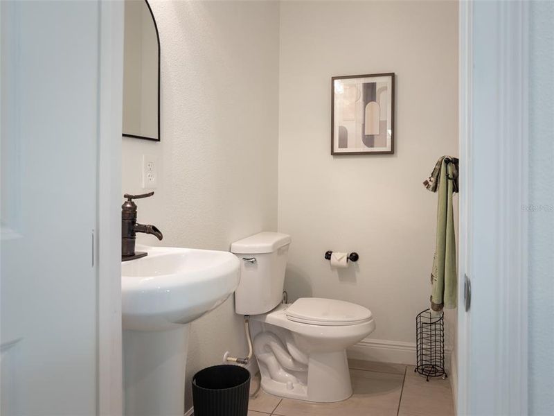 Furnished interior view inside a new home in , Leesburg (Image 29).