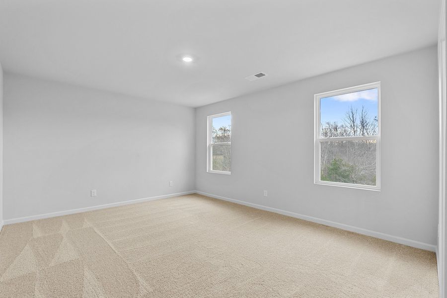 Spacious, unfurnished interior of a new home in Bell West, Kernersville (Image 25).