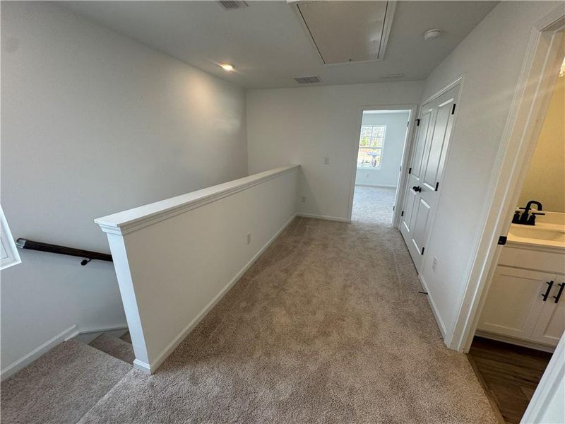 Spacious, unfurnished interior of a new home in Laurelwood, Douglasville (Image 30).